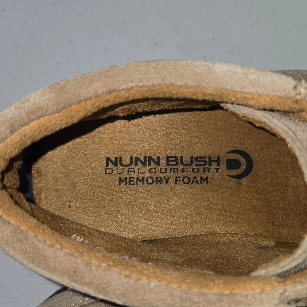 Nunn Bush Lites Mens 9.5 M Tan Suede Leather Chukka Boots Memory Foam